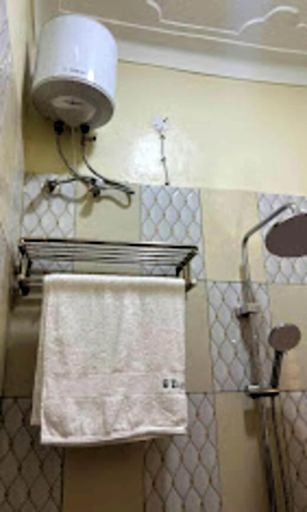 Bathroom, 6Cape Guest House Kawanda, Jinja