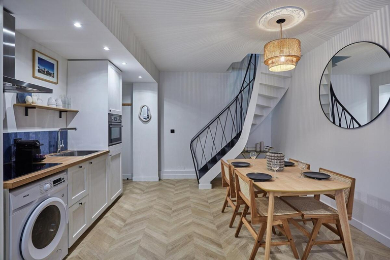 Others 4, Superb Duplex Apartment Center of Paris, Paris