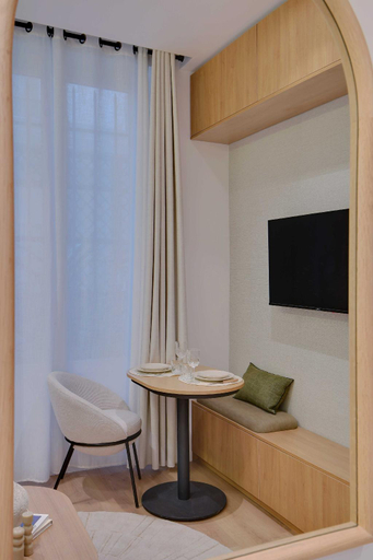 Others 5, Modern studio - 2P - Clignancourt, Paris
