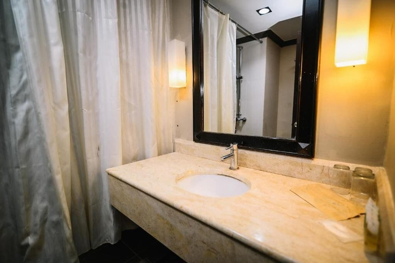 Bathroom 5, Kingston Hotel 9 @ Jonker Street Malacca, Malacca City