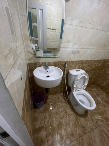 Bathroom 3, Nhật Vân 2, District 10
