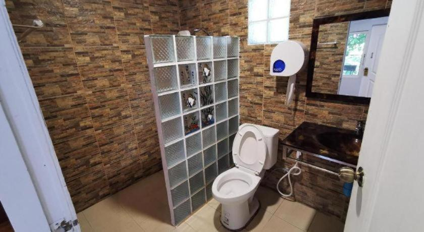 Bathroom 3, Pingview Villa Resort, Muang Tak