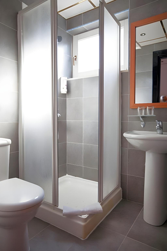 Bathroom, Hotel Odisej, Mljet