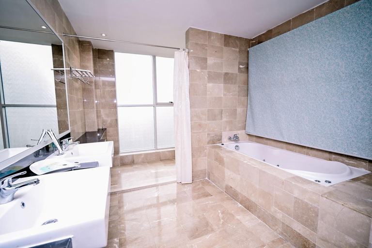 Bathroom 3, Kingston Hotel 15 @ Tower Regency, Ipoh, Kinta