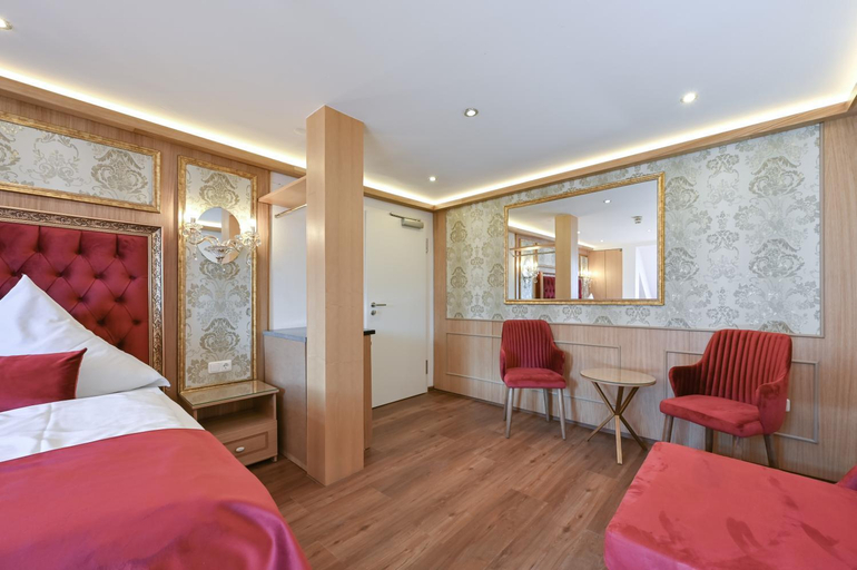 Bedroom 3, Hotel Ludwigs, Ostallgäu
