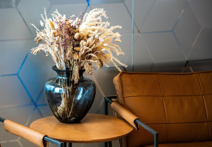 Public Area 3, Landhotel, Holta- og Landasveit