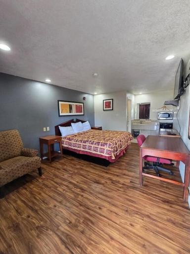 Bedroom 5, Executive Inn, Fort Worth
