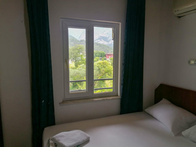 Bedroom 2, Pasa Restaurant & Pansiyon, Antalya
