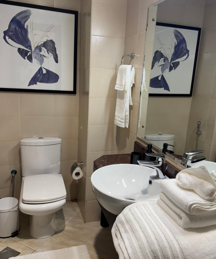 Bathroom, Big studio, Dubai SportCity, parking included, Dubai