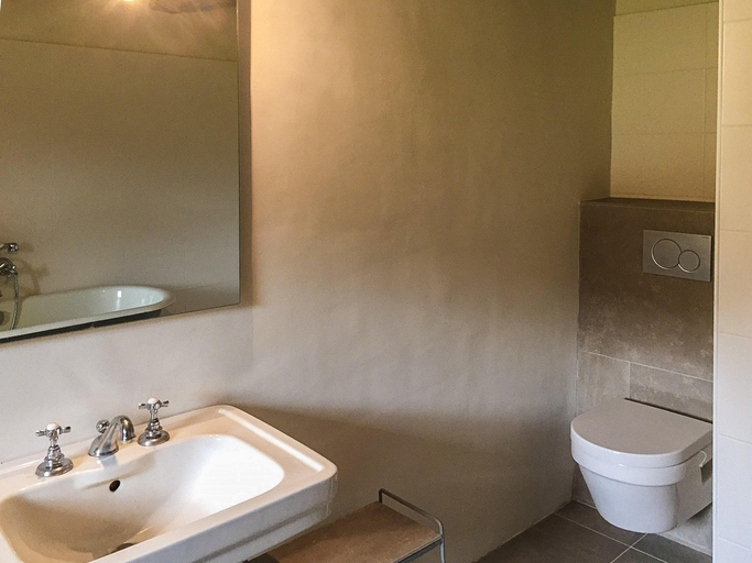 Bathroom 4, Country House in Cenevieres by River Lot, Lot