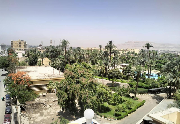 Others 2, Grand Memphis & Roof Top Restaurant, Luxor