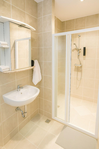 Bathroom 4, T10 Self check-in Hotel, Hafnarfjörður