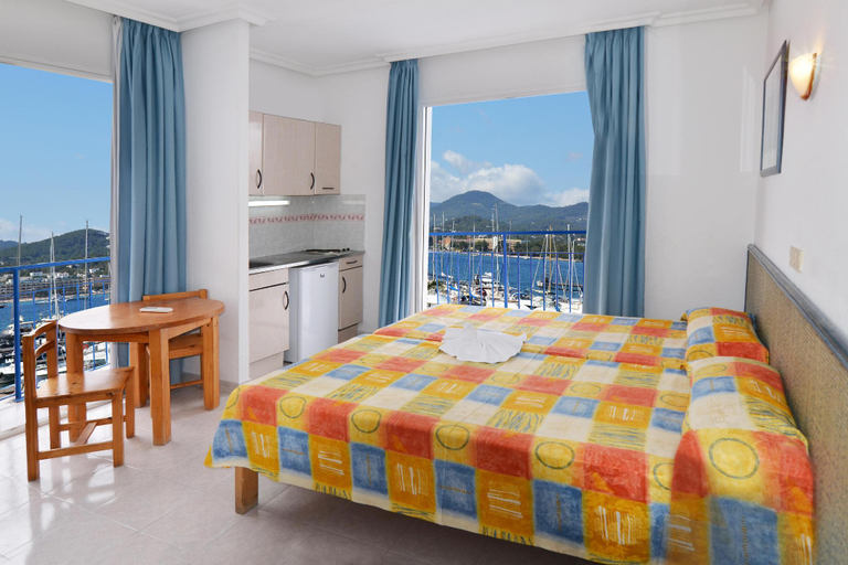 Bedroom 4, Aparthotel Vibra del Mar - Adults only, Baleares