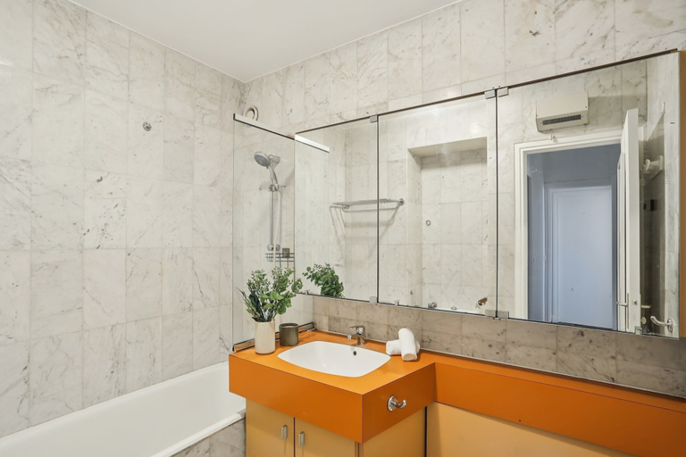 Bathroom, Chic 1BR Steps from Opéra Garnier, Paris