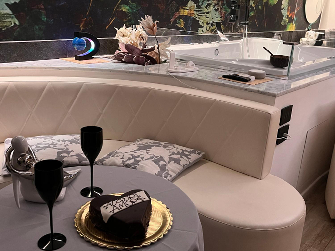 Food & Drinks 5, Assisi Luxury SPA Suite Superior, Perugia