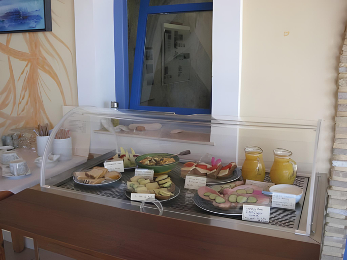 Food & Drinks, Villas Cavo Marathia, Ionian Islands