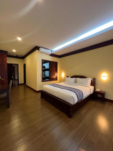 Bedroom 2, Pon Arena Hotel, Khong