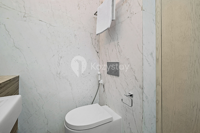Bathroom 2, Osvara by Kozystay - Cilandak, Jakarta Selatan