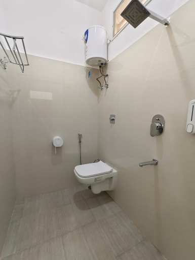 Bathroom 5, SAI COMFORTS, Chitradurga