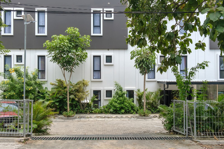 Exterior 2, De Diana’s Home Semarang by INNCA COLLECTION, Semarang