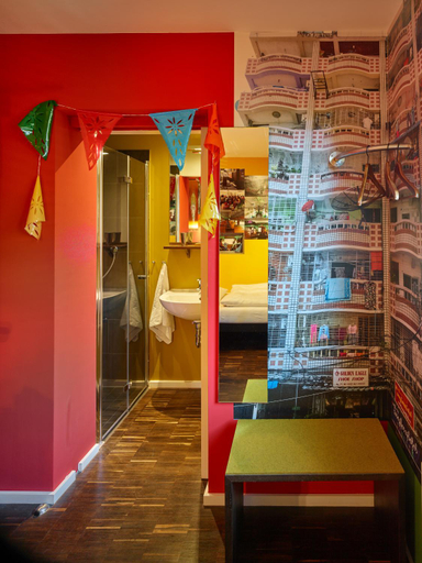 Bathroom 2, Das kleine Schwarze - Bed & Breakfast, Hamburg