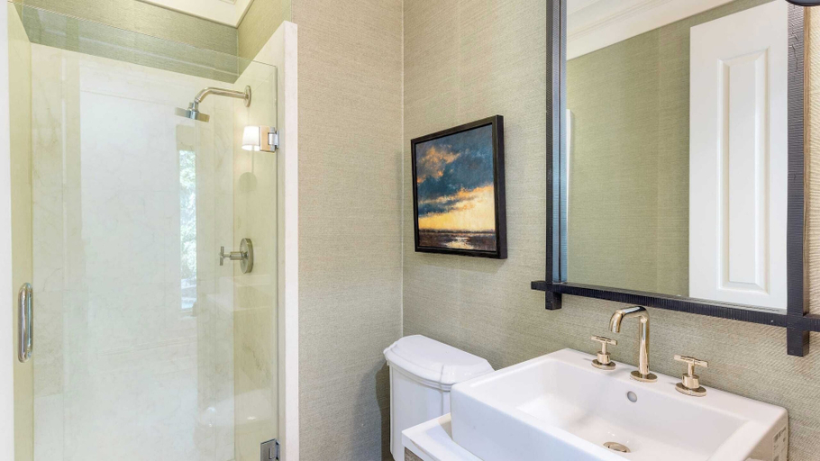 Bathroom 4, South Beach Serenity by Avantstay Private Pool + Beach Access, Beaufort