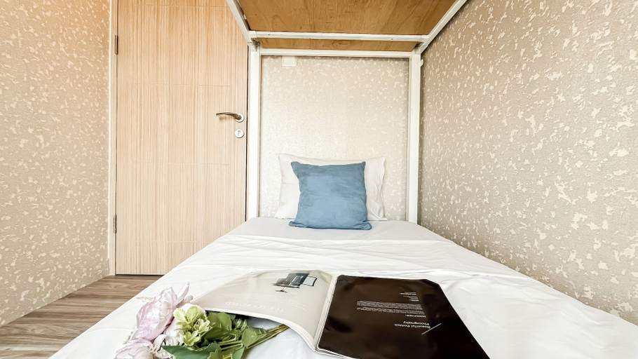 Room 2, Minimalist Wooden Tone 2Br At Tokyo Riverside Pik 2 Apartment, Tangerang