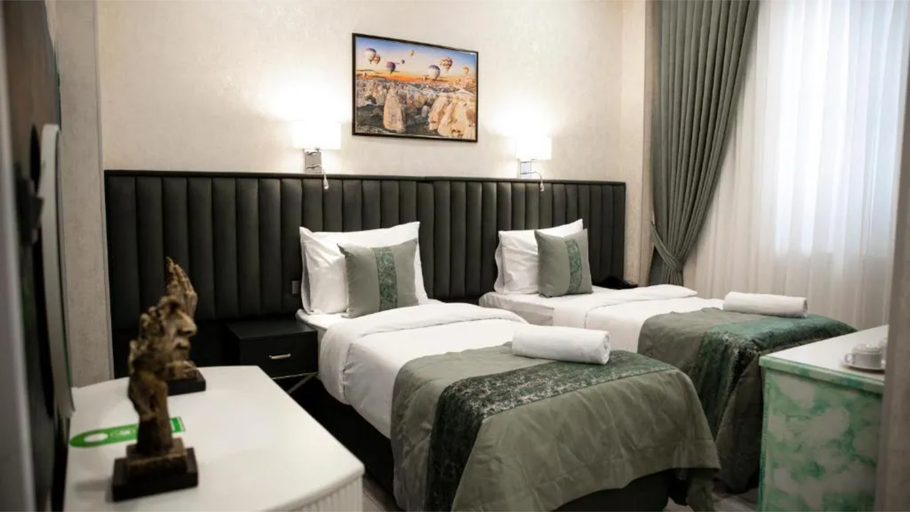 Bedroom 2, Essam Deluxe Hotel, Baku