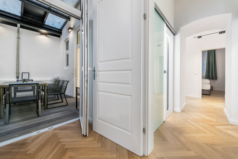 Terrace/patio 4, easy-flat Votiv - 153sqm Apartment with Terrace, Wien