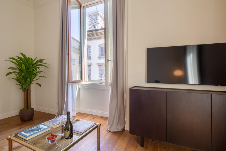 Others 5, Florence Luxury Apartment al Duomo by Mmega, Florence