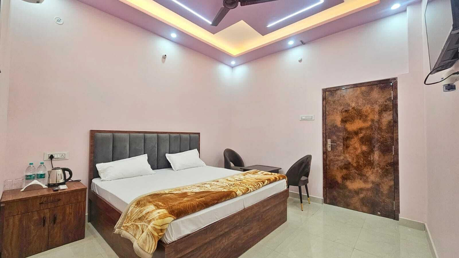 Room 4, Ojas Royale - Banquet and Hotel, Allahabad