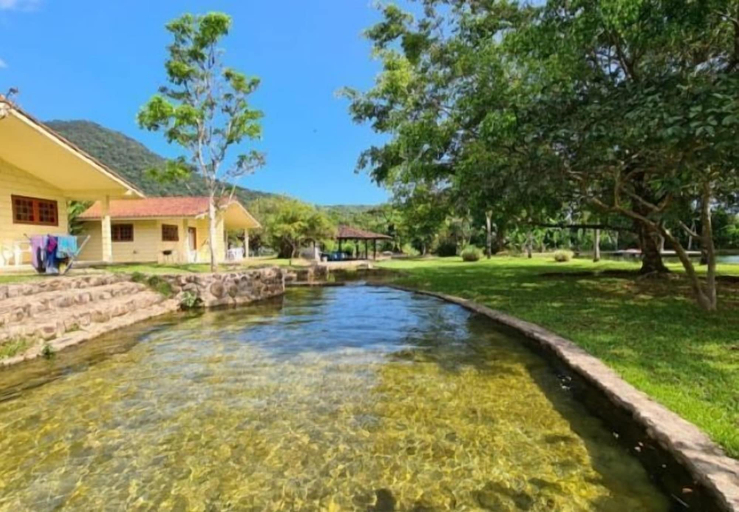 Property grounds 4, Rancho Pica Pau, Ubatuba
