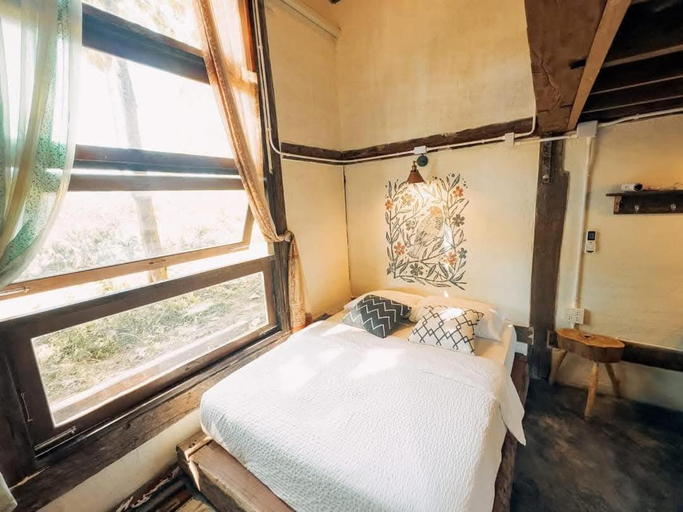 Bedroom 3, The River Runs Chiang Klang, Chiang Klang