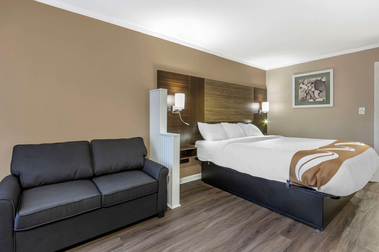 Bedroom 2, Quality Inn and Suites Pawleys Island SC, Georgetown