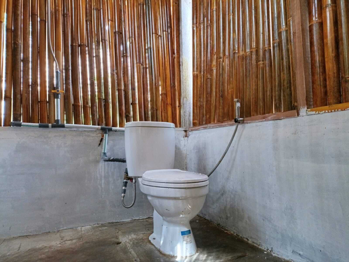 Bathroom 4, Bosolu Surf Camp, Kepulauan Mentawai