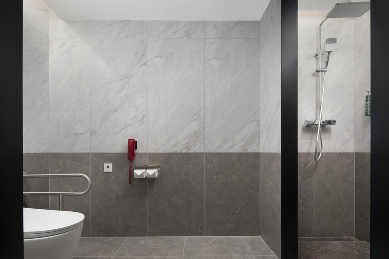 Bathroom 4, Hilton Garden Inn Tianjin Five Great Avenues, Tianjin