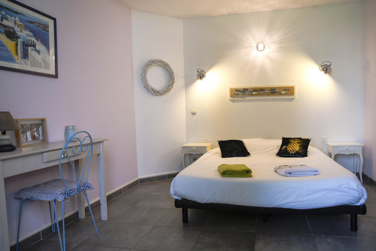 Bedroom 4, Domaine des Célestins - Bleu des dunes, Somme