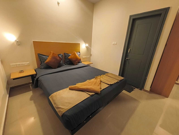 Room 5, Apex Inn Manyata, Bangalore
