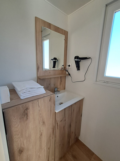Bathroom 3, Suite Hôtel, Lot-et-Garonne