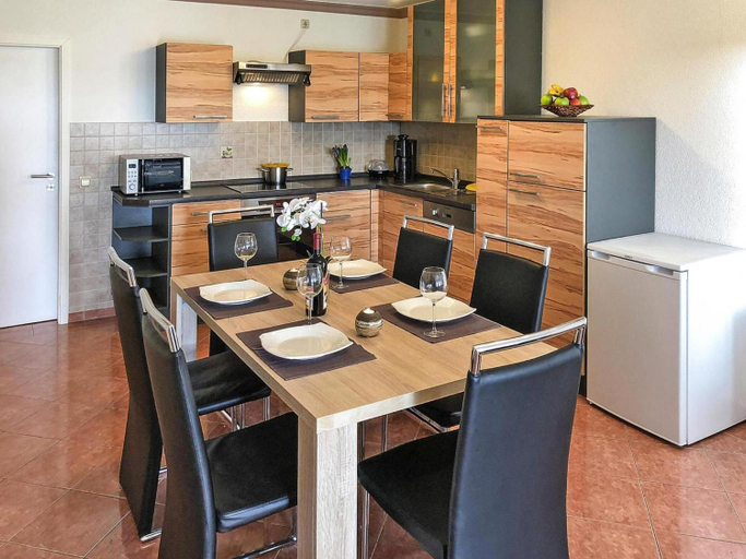 Others 5, Apartments with terrace at the Kummerower See in Sommersdorf, Mecklenburgische Seenplatte