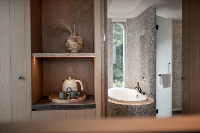 Bathroom 3, Miyue · Shenzhen Monet Garden Seaview Resort, Shenzhen