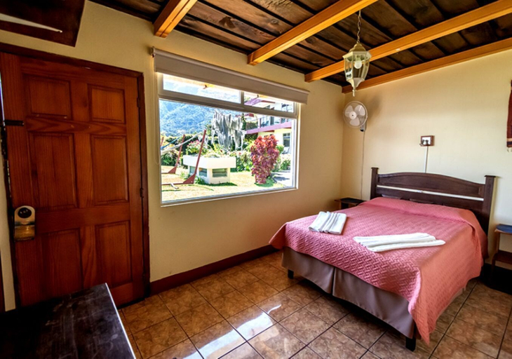 Bedroom 2, Hotel Sak'cari El Amanecer, NA