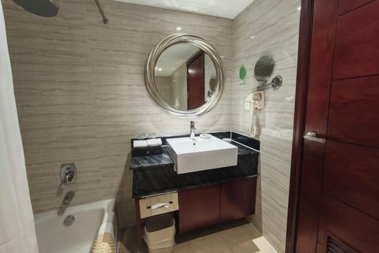 Bathroom 4, Guilin Park Hotel, Guilin