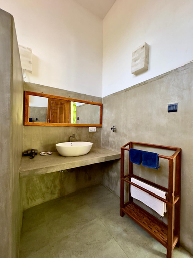 Bathroom 4, Amba Kola Udawalawa, Sevanagala