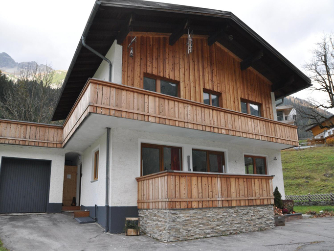 Exterior view 2, Apartment in Steeg in a beautiful setting, Reutte