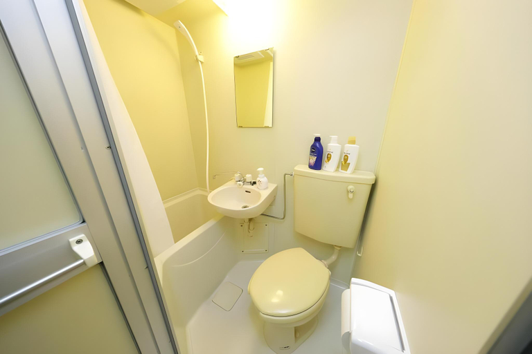 Bathroom, Maison Famille Naruse, Machida