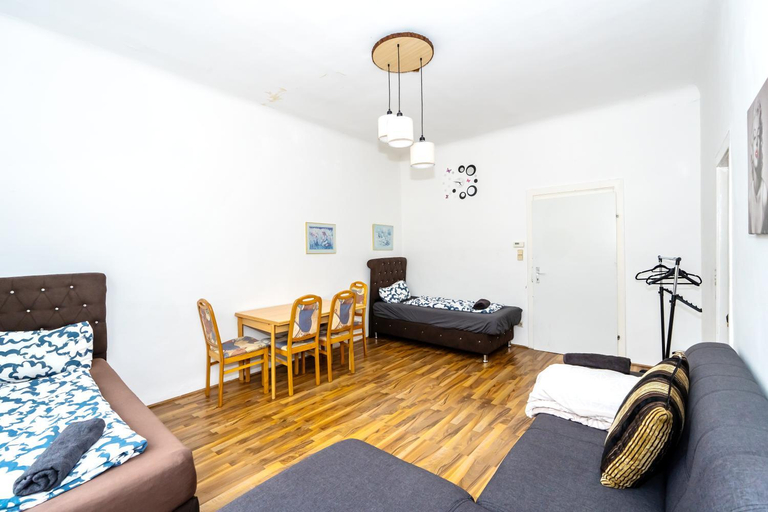 Others 2, Family Rooms - 7 Minutes to Schonbrunn Palace, Wien