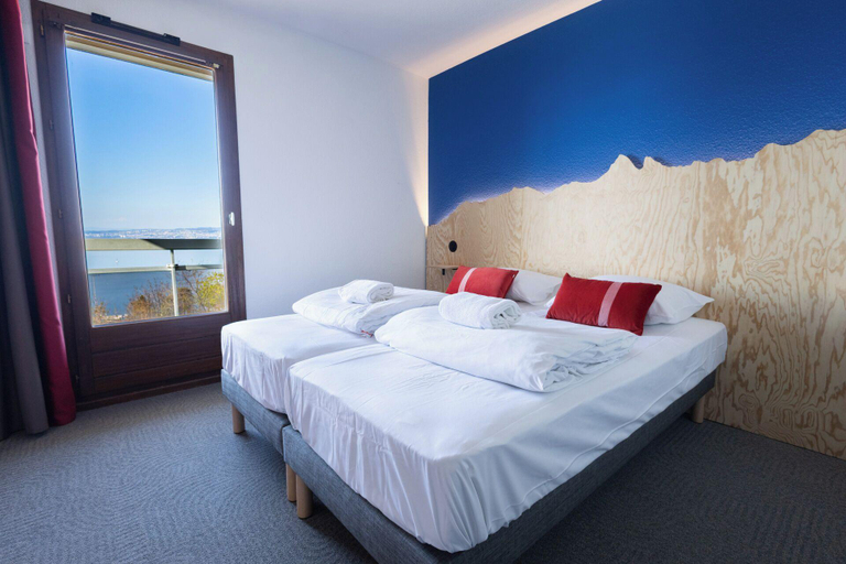 Bedroom 5, Côté Lac Hostel, Haute-Savoie