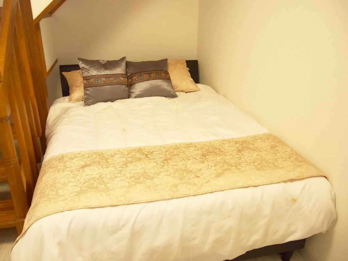Bedroom 2, Piso Essauna - Vacation STAY 16989, Kin