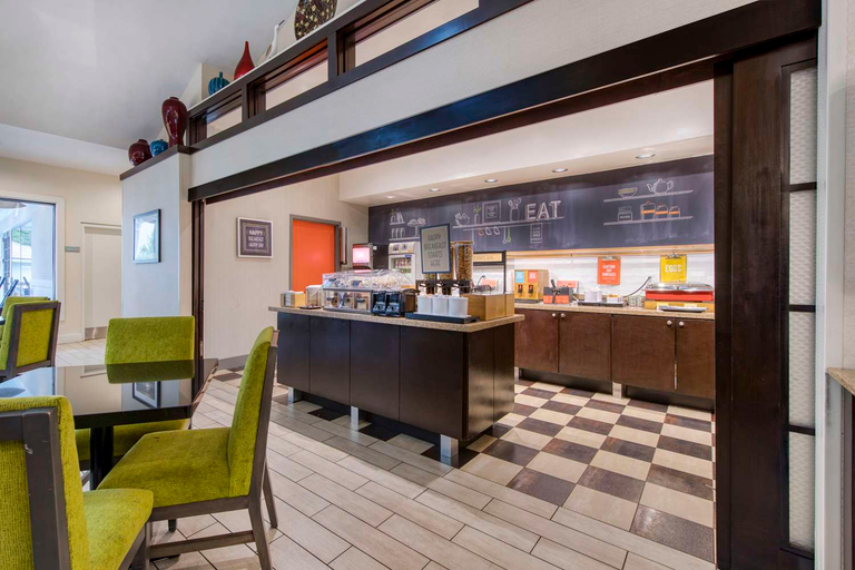 Food & Drinks 4, Hampton Inn And Suites Wilmington-Wrightsville Beach, New Hanover